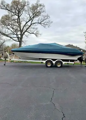 2000 Monterey montura 236br