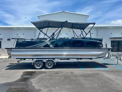 2025 Tahoe ltz vrb25t