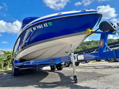 2023 Bryant 22' boat 220 Bowrider – MerCruiser 4.3L TKS V6 22' Bryant boat 220 Bowrider – MerCruiser 4.3L TKS V6