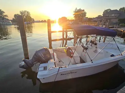 2014 NauticStar 19 XS