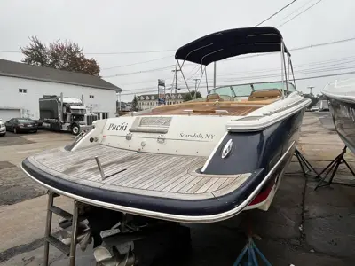 2010 Chris-Craft 28 launch