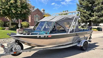 2000 North River Commander 19’