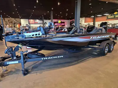 2026 Tracker Savage 215