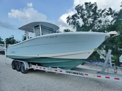 2017 Robalo R302