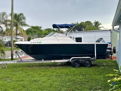 1998 Pro-Line 201 Walkaround Boat