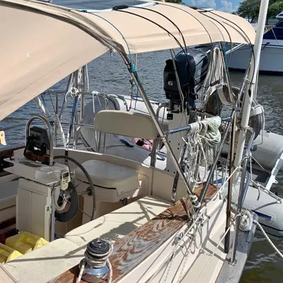 1994 Island Packet 32
