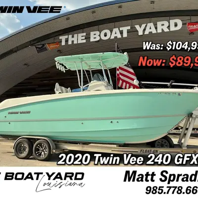 2020 Twin Vee 240 GFX CC Catamaran