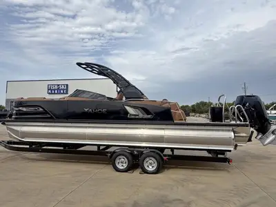 2027 Tahoe Tritoon | Grand Tahoe Elite 27'