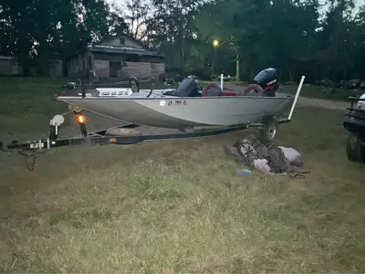 Trade or sale 18ft alweld bass boat 150vmax