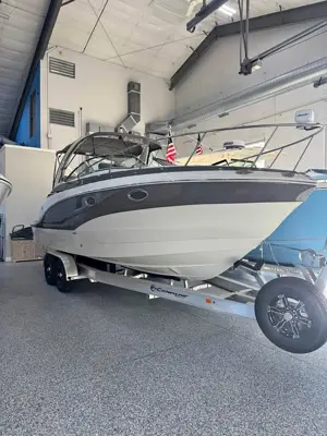 2025 Crownline 280CRX