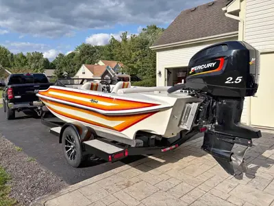 1987 Hydrostream 20’ Vegas XT 85+mph KILLER DEAL