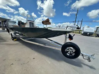 2027 XPRESS SW20