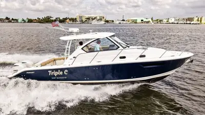 2020 Pursuit Os 325 offshore