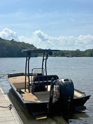 2016 Tracker Grizzly 2072