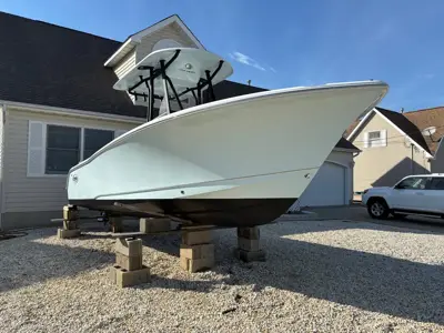 2025 Sea Hunt Ultra 234