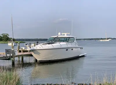 2006 Tiara Sovran 43 Yacht For Sale