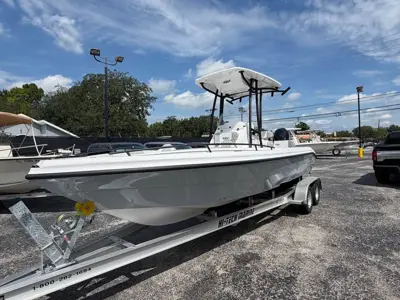2027 Glasstream 240 ccx
