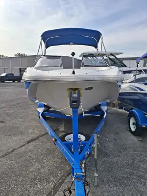 2013 Rinker 200 MTX