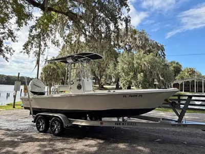 2013 cobia bay boat