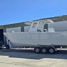 FOR SALE — PRICE REDUCED! 2022 33′ Invincible