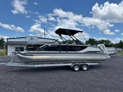 2025 SANPAN 2700SFLC