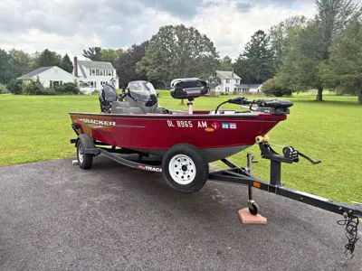 2021 tracker super guide V-16SC