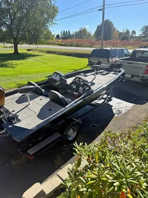 2020 Tracker Tx190