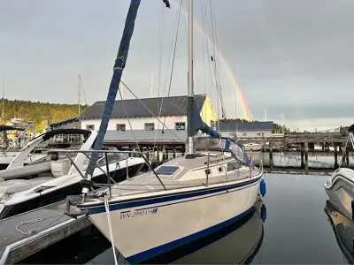 28ft Sailboat