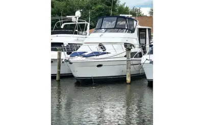 2006 Carver 444 Cockpit Motor Yacht