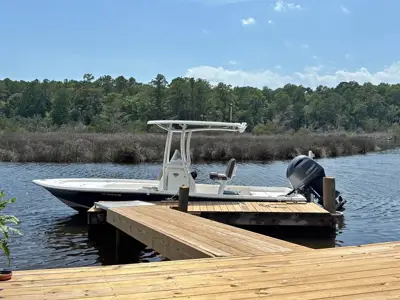 2200 Tidewater Carolina bay