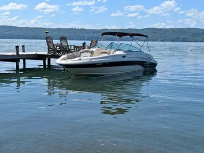Sea Ray Sundeck 270
