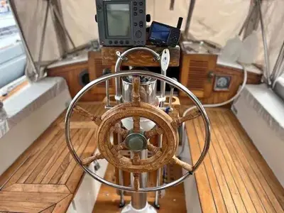 1978 Tayana 37'