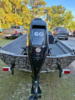 2017 Crestliner 175
