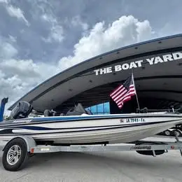 2006 Stratos 285 2014 Yamaha 200 SHO