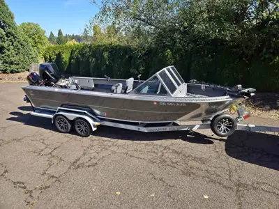 2025 Alumaweld 23 columbia
