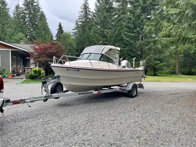 2000 17 foot Arima boat