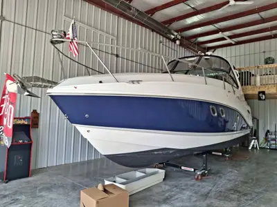 2018 Rinker 320 EX