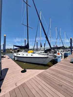 1984 Erikson 38 sailboat