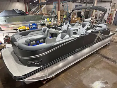 2027 Tahoe LTZ 2585 Quad Lounge Shift Tritoon & 300HP