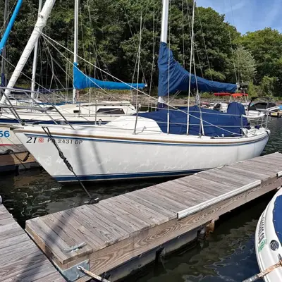 1986 Catalina Yacht 27’ tall rig