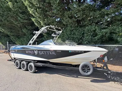 2012 Malibu Wakesetter 247 LSV