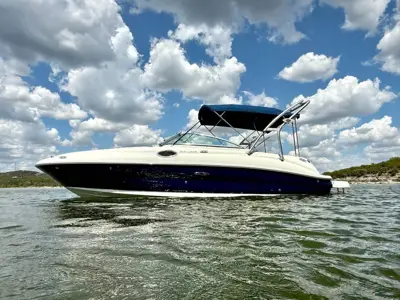 2008 Sea Ray 240 Sundeck