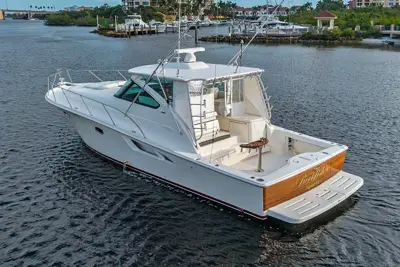 2018 Tiara Yachts 4300 Open