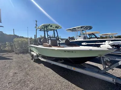 2019 Sea Pro 228