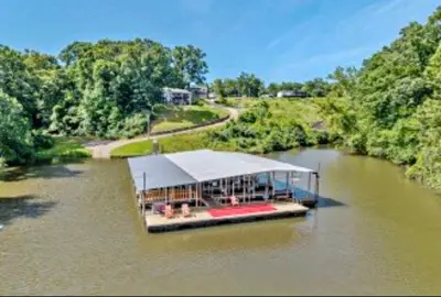 Covered Boat Slip for Rent – Lake of the Ozarks Marina Access + Ramp