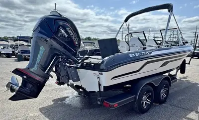 2025 Skeeter Solera 205