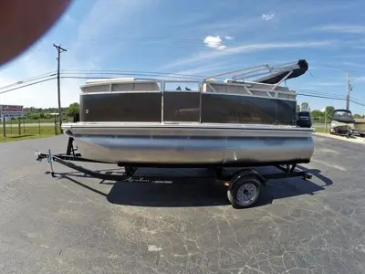 2026 Avalon Venture Cruise 17 FT
