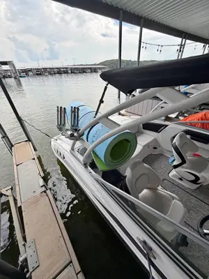 2018 Chaparral H2O Sport / 21SSI