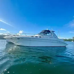 1999 Searay 37 Sundancer