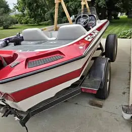 1996 Cajun Bass boat